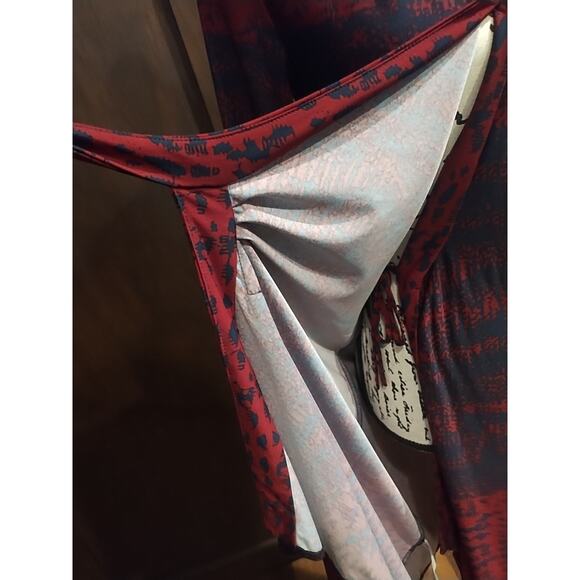 BCBG Max Azria Maroon Navy blue Animal Print Wrap Tie Dress Size Small career - Picture 7 of 11